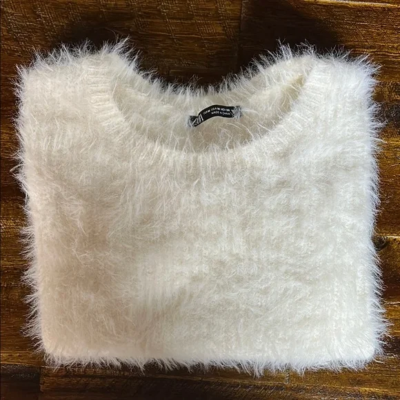 Zara Soft Cream Fuzzy Knit Top - Picture 4 of 6